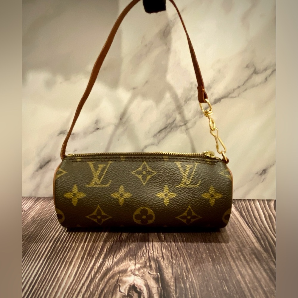 GENTLY USED - LOUIS VUITTON BROWN PAPILLON POUCH MONOGRAM